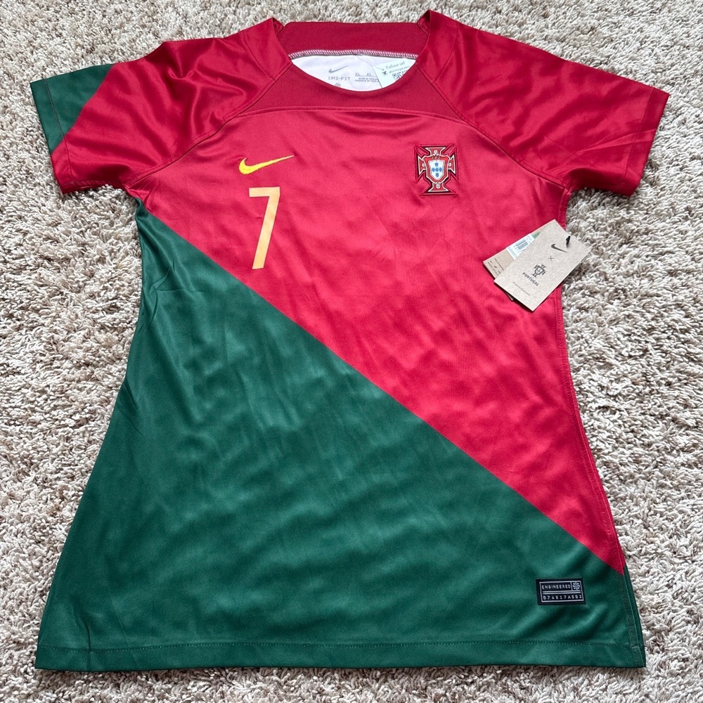 Nike Portugal Home Jersey Ronaldo 7 Women XL Red Green CD0699-100 Soccer Shirt